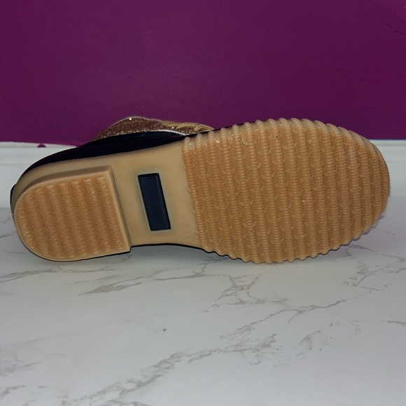 NWOT Belk YD-Gold Glitter/Navy Boots - Picture 7 of 11